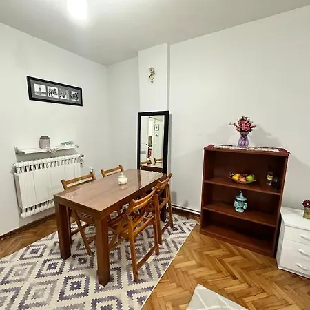 Lägenhet Taksim Cihangir'de 2+1 *