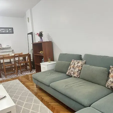 Taksim Cihangir'de 2+1