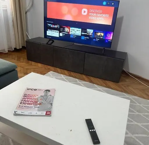 Taksim Cihangir'de 2+1 *