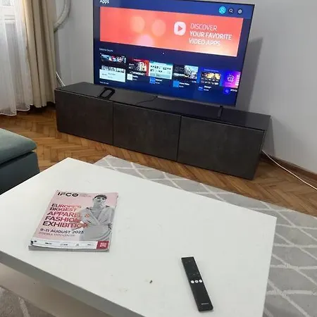 Taksim Cihangir'de 2+1 *